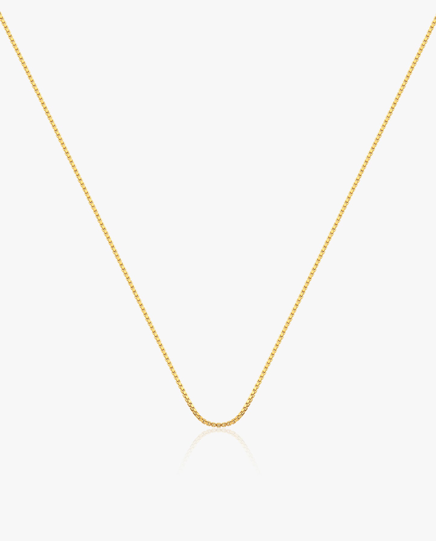 Colgante letra V Baño de Oro 18k (con cadena)