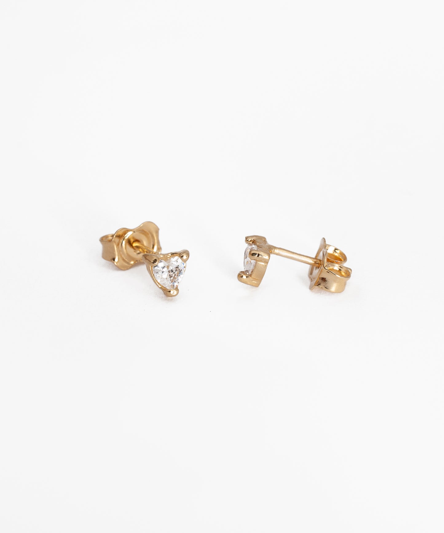 Aros Punto de Luz Corazón Baño de Oro 18k