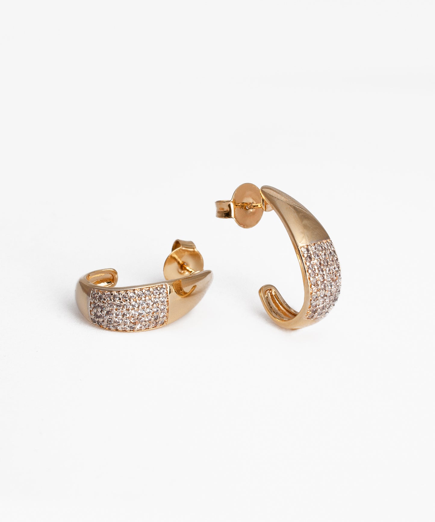 Aros media argolla Baño de Oro 18k