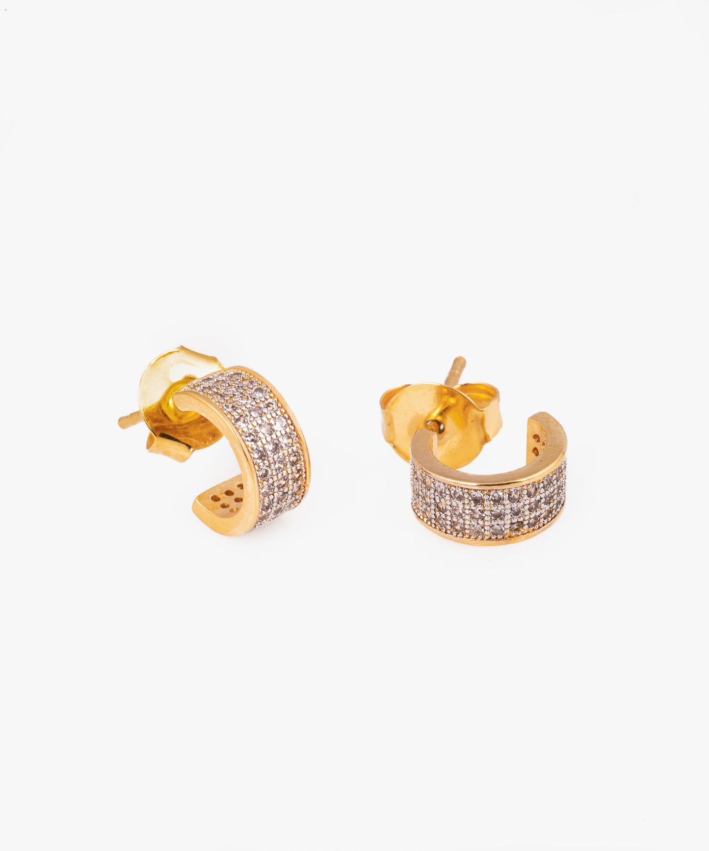 Aros media argolla clásica Baño de Oro 18k 1cm