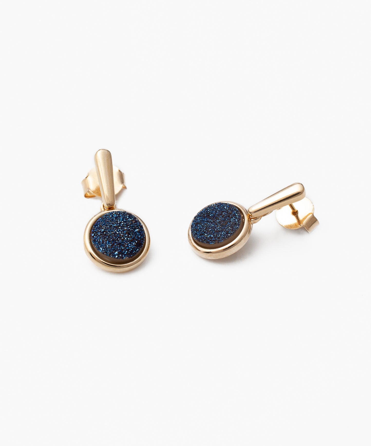Aros MORPHÊ Drusa Metalizada azul y Baño Oro 18k