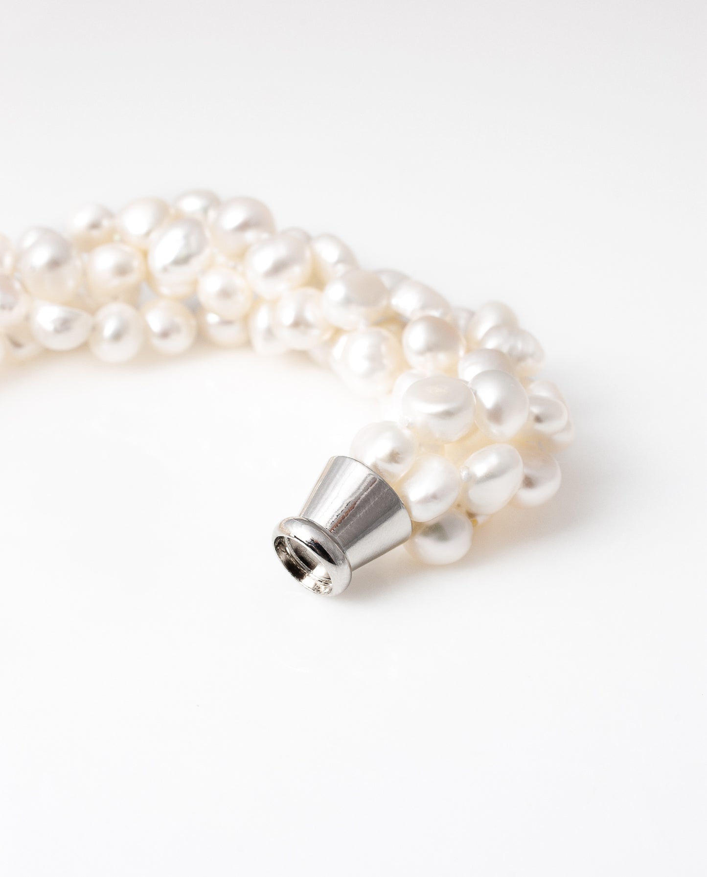 Pulsera múltiple cierre magnético Perlas de Río 7mm