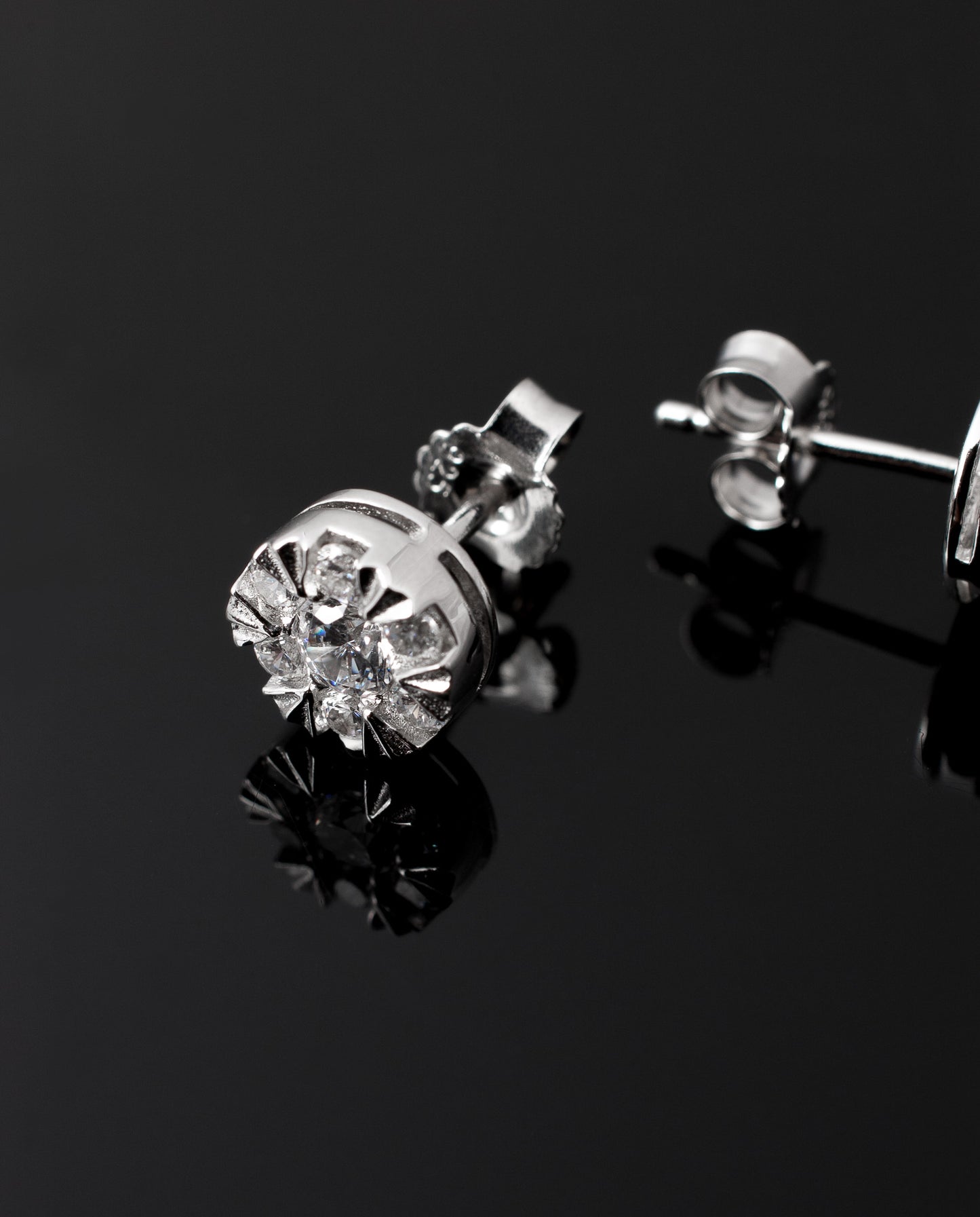Aros stud CÍRCULO Plata 925 elaborado con Cristal Swarovski