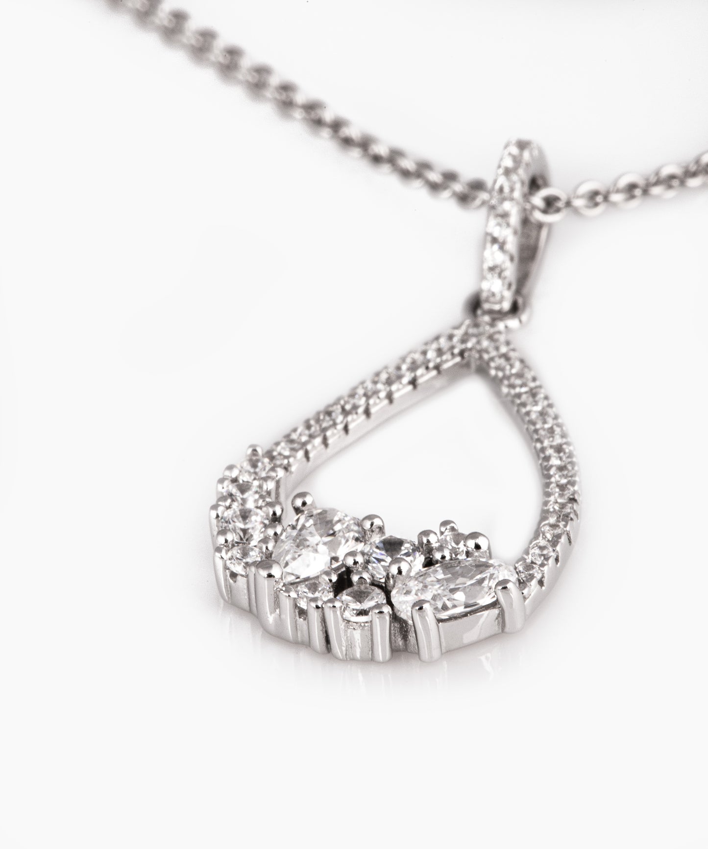 Collar AIMÉE Plata 925 elaborado con Cristal Swarovski