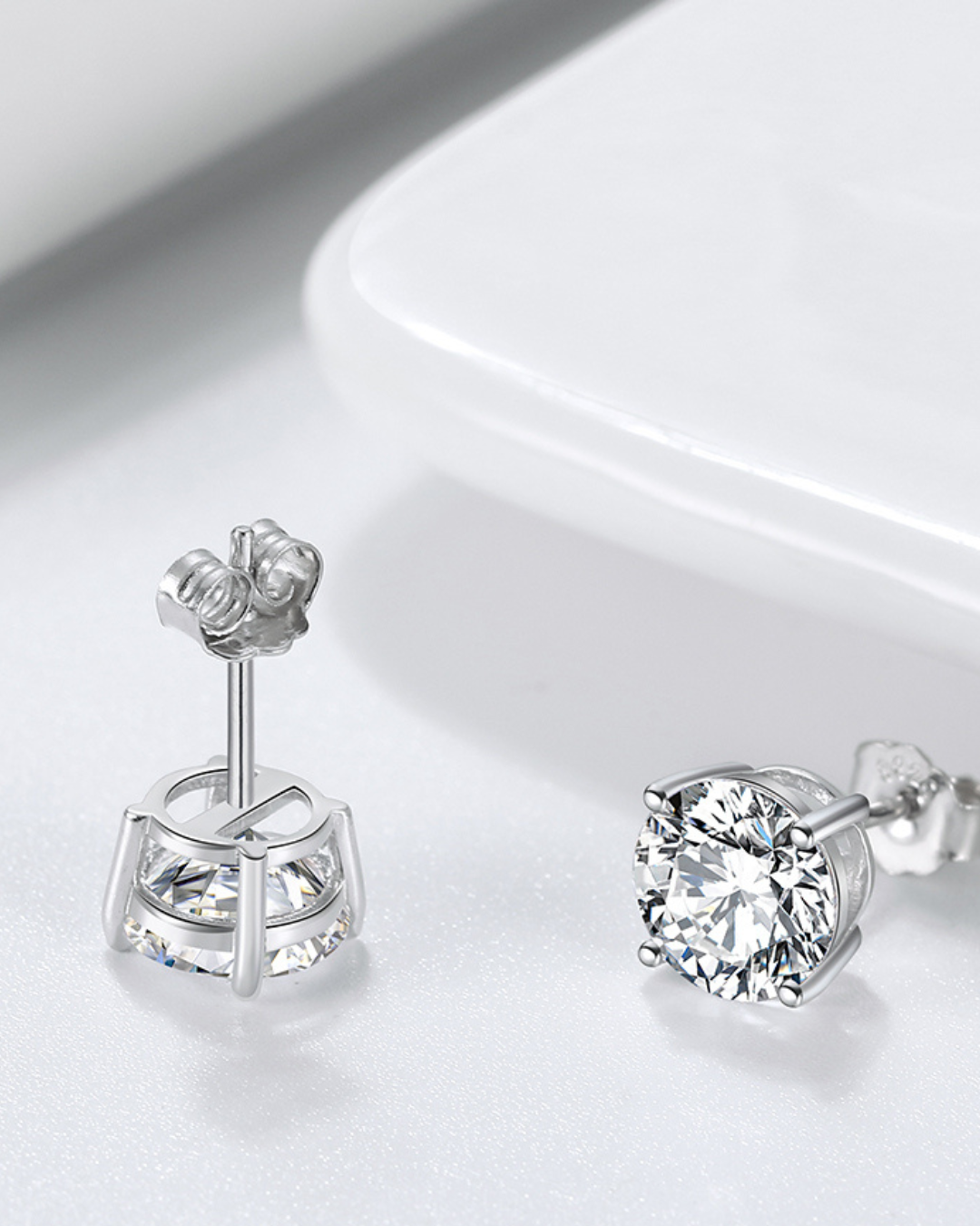 Aros de Plata 925 Rodinados y Cristal Swarovski de 4mm